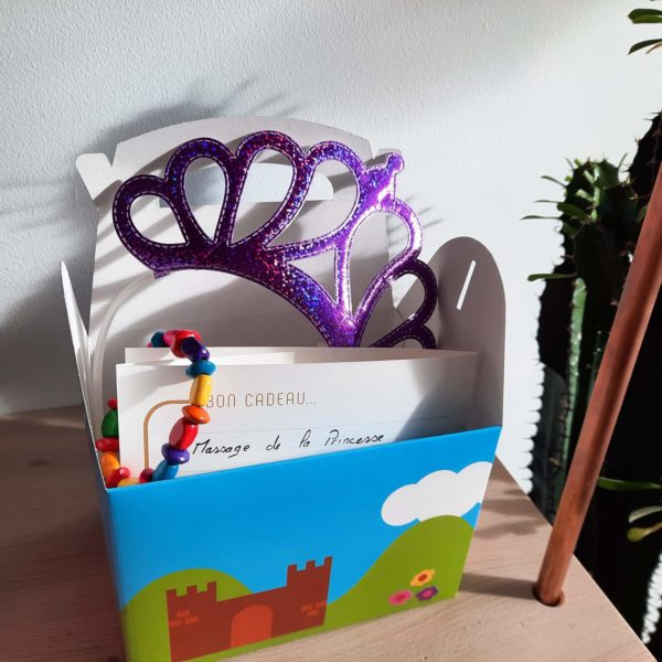Image d'un bon cadeau massage de la princesse dans un contenant coloré et élégant