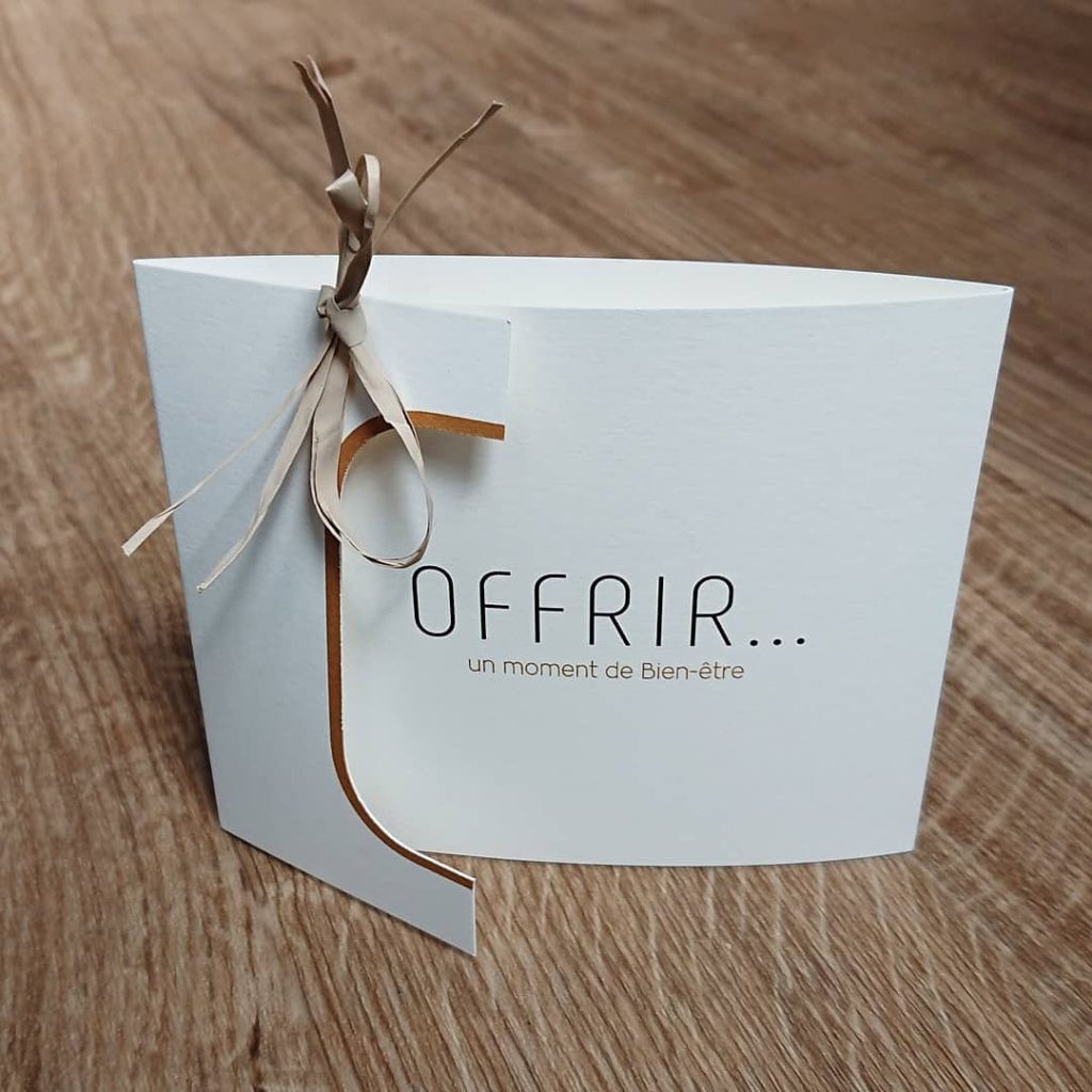 zoom sur le bon cadeau élégant pour offrir un moment de bien être